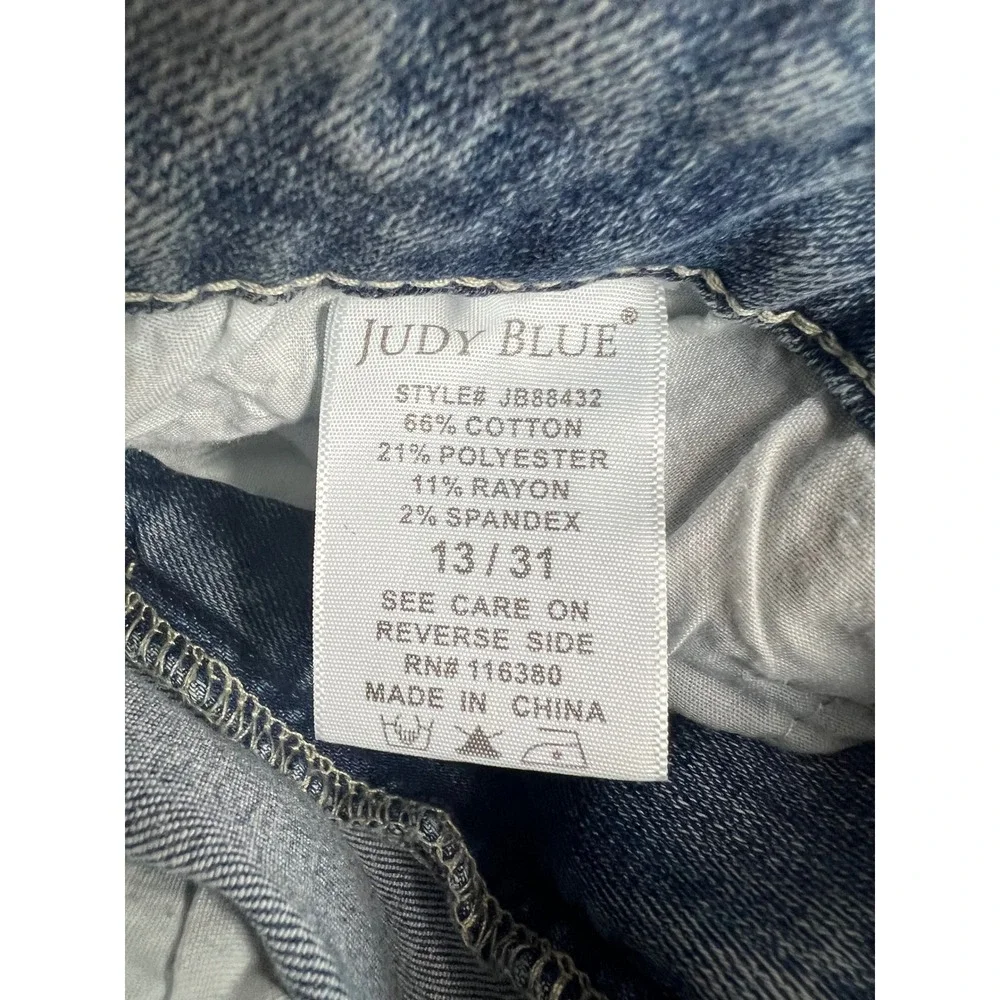 Judy Blue Skinny Jeans Size 13/31 Distressed‎ Ripped Paint Splatter Denim - Picture 6 of 8